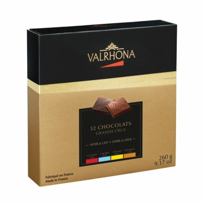 giftbox of 52 squares by valrhona