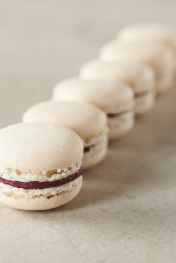 Valrhona collection recipe ivoire macaroons